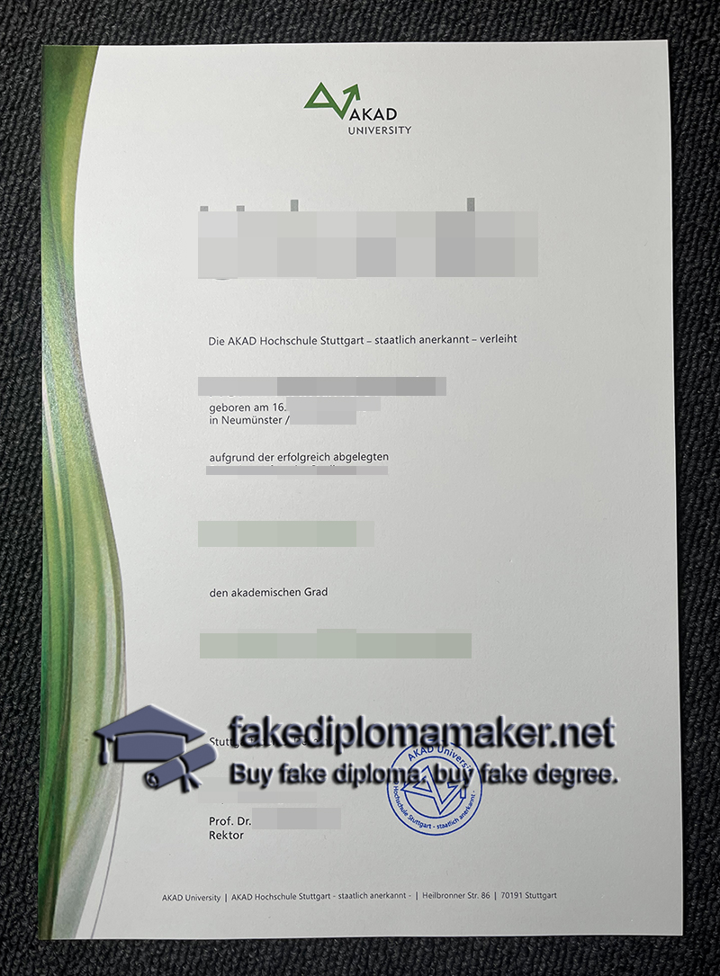 Akad University degree