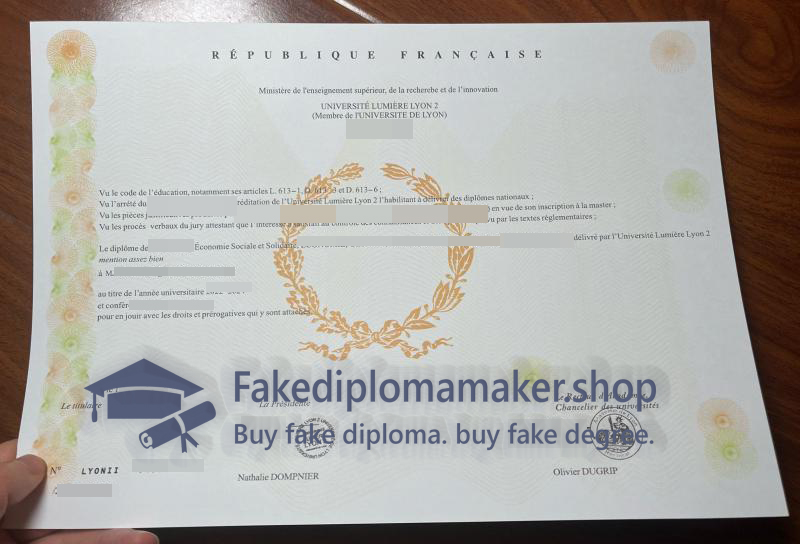 UNIVERSITE LUMIERE-LYON II diploma